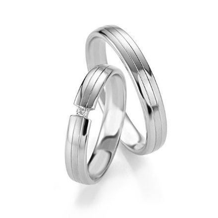 Gifteringer i platina 950, 4 mm. BASIC LIGHT - 44805645 Gifteringer i platina 950, 4 mm. BASIC LIGHT - 44805645
