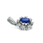 Diamantsmykke i gull med 0,12 ct TW-Si & safir -272050