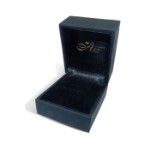 Bilde av Forlovelsesring diamantring Iselin 3x0,10 ct TW-Si i gult gull - 85030100