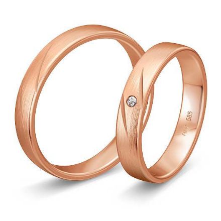 Gifteringer i rødt gull 14 kt, 4 mm. BASIC SLIM - 480422500 Gifteringer i rødt gull 14 kt, 4 mm. BASIC SLIM - 480422500