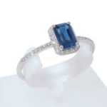 Diamantring i gull med safir-5347901