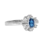 Diamantring i hvitt gull med safir-BUR5702860