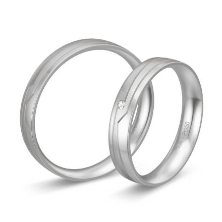 Gifteringer fra Breuning i platina 950, 4 mm. BASIC LIGHT - 44804207 Gifteringer fra Breuning i platina 950, 4 mm. BASIC LIGHT - 44804207