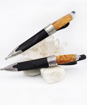 Vis produkter i kategori Bunadskniver Bilde for kategori Bunadskniver