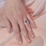 Diamantring i hvitt gull 14 kt med 0,36 ct W-Si & safir - 573001