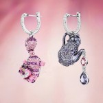 Swarovski øredobber Alice in Wonderland drop Asymmetrical design, Cat and teapot, Multicolored, Rhodium plated - 5682806