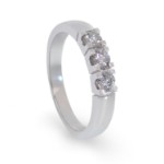 Forlovelsesring diamantring Iselin 3x0,15ct TW-Si i hvitt gull - 8503015