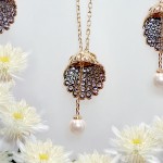 Swarovski smykke Idyllia Y Crystal pearl, Shell, White, Gold-tone plated- 5683968