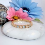 Diamantring i gult gull 14kt med topas og 0,013 ct W-Si - COC00376topas