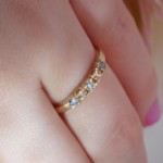 Diamantring i gult gull 14kt med topas og 0,013 ct W-Si - COC00376topas