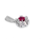 Diamantsmykke i gull med 0,12 ct TW-Si & rubin - bur272050rubin