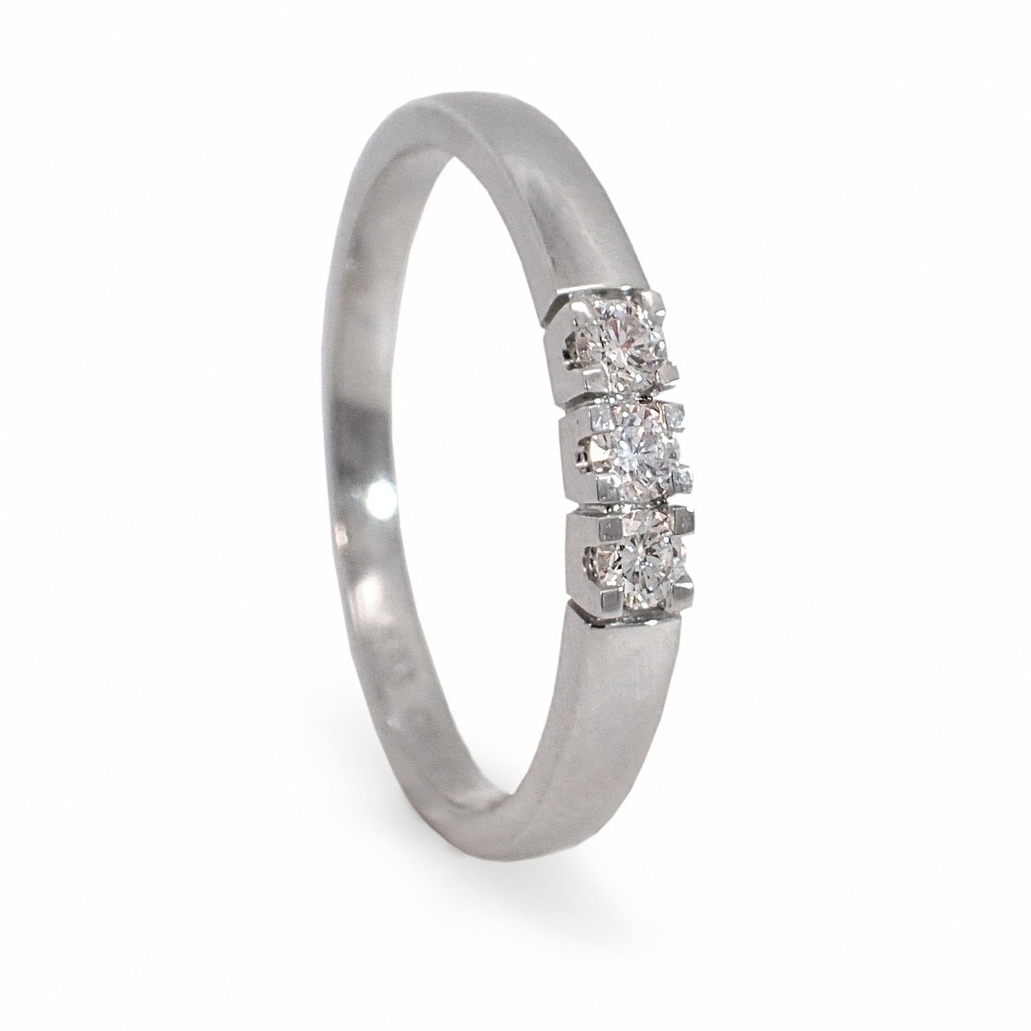 Forlovelsesring diamantring Iselin 3x0,05 ct TW-Si-8503050