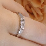 Iselin alliansering 585 / 14 karat hvitt gull med 0.05 ct. TW-Si - 8503070