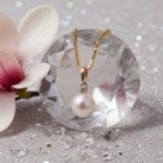 Diamantsmykke i 14kt gull med perle og diamant 0,35ct W-Si - coc4000147