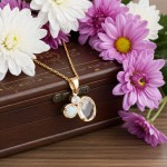 Smykke i gult gull 14 kt med syntetisk Opal - 27605