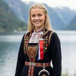 17.mai sløyfe Lofoten, kvit