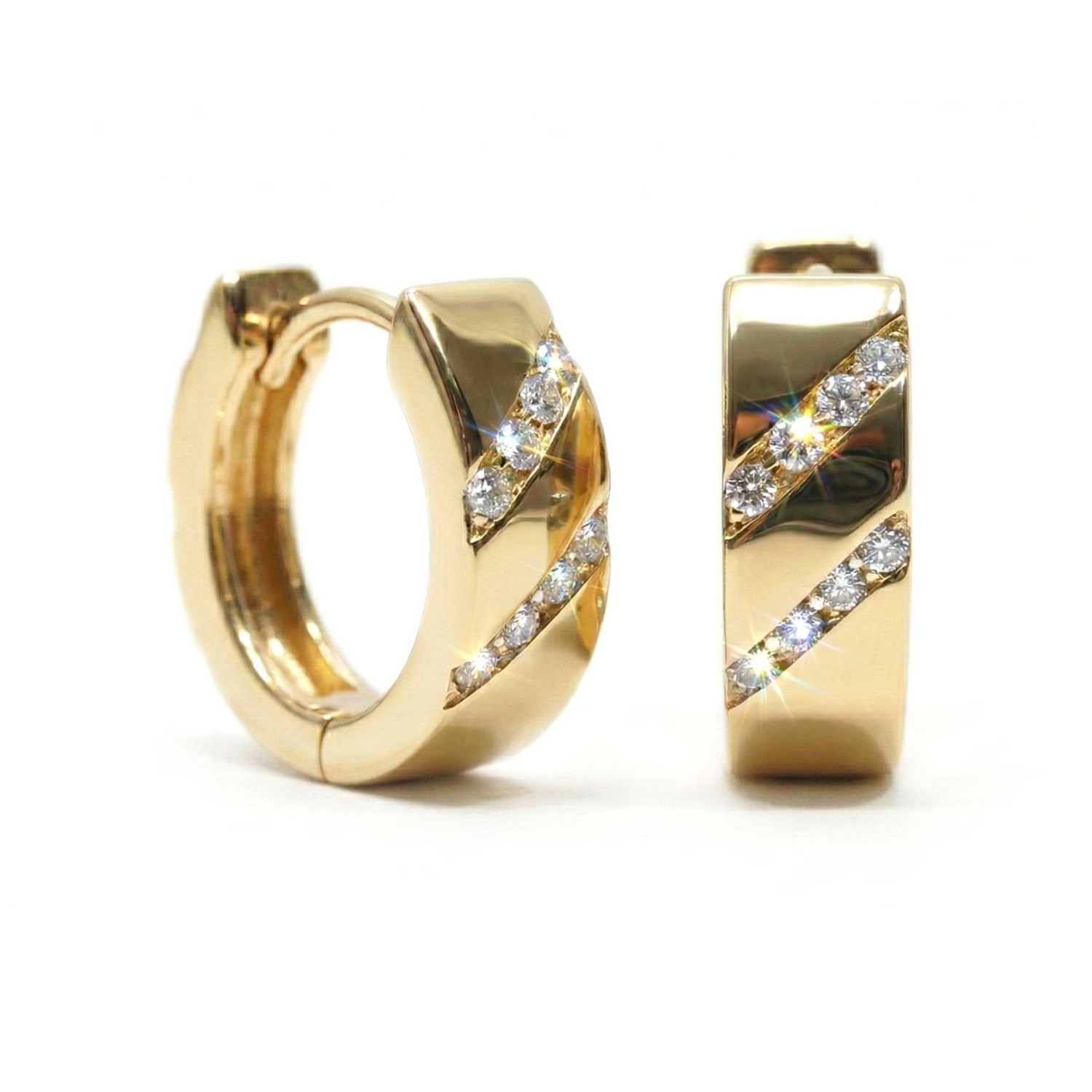 Diamantøredobber i 14kt gull med diamanter 0,16 ct W-Si - coc3700026