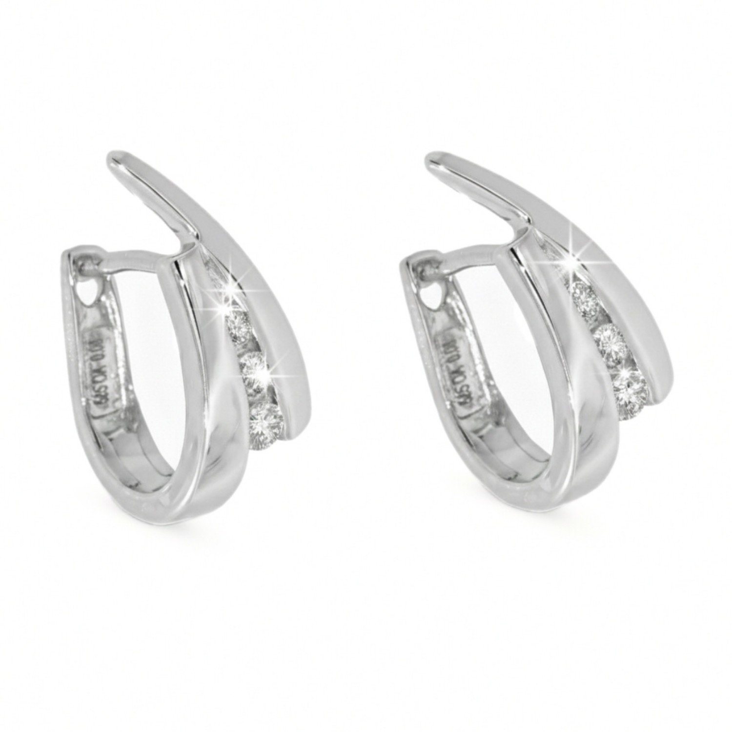 Diamantøredobber i gull med 0,16 ct W-Si - COC10460