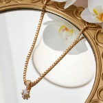 Diamantsmykke Sitara i gult gull med 0,05 ct W-Si-3221050