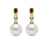 Diamantøredobber i gull med 0,02ct H/SI og perle - BUR721196
