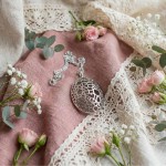 Smykke i sølv 63x42mm Alida Rudjord. HILLESTAD - 218