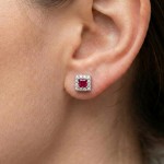 Diamantøredobber i gull 18 kt med 0,12 ct W-SI og rubin-750012