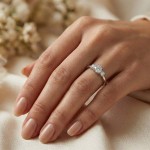 Diamantring - forlovelsesring Leda med Lab Grown diamant 0,70 ct River-VS i hvitt gull - Ru-11070LG