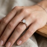 Forlovelsesring i hvitt gull med lab grown diamant 1,50ct  River (E) VS2 - LG747502440