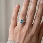 Gullring Capri i hvitt gull 14kt med akvamarin og 0,24ct W-Si - 57434
